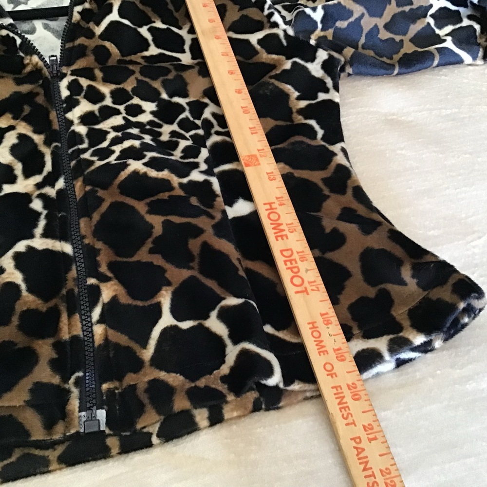 Selene Sport Leopard Print Jacket - Picture 7 of 8